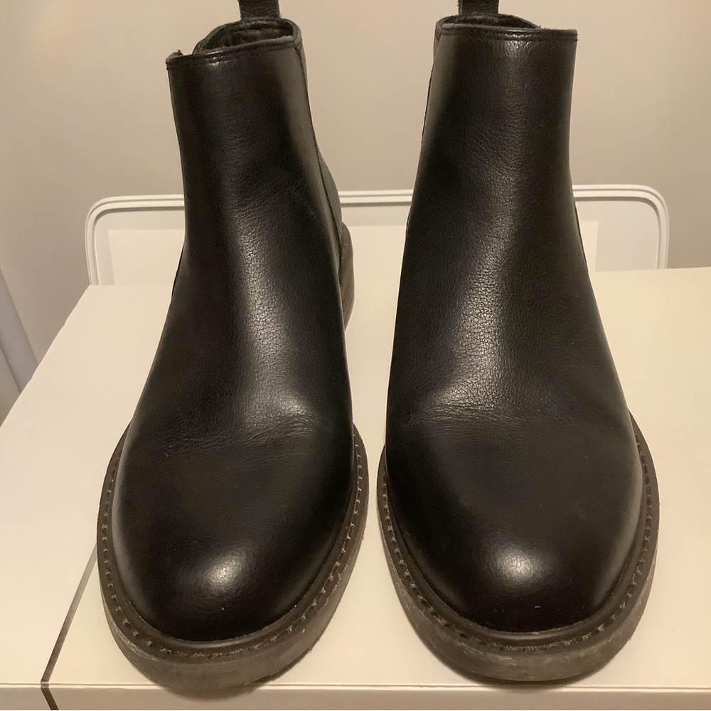 Crown Vintage Black Leather Boots ladies